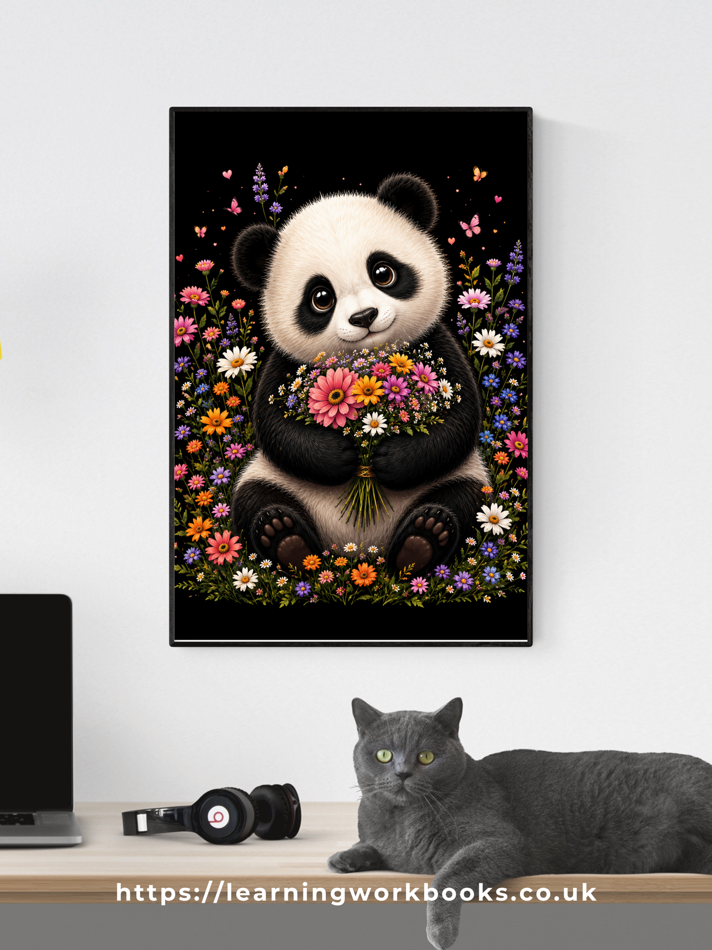 Cute Panda Holding a Bouquet / Pandas Printable Art 1 / Premium Printable Digital Download